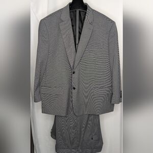 Men's Oak Hill Gray Suit Set Size 4x Suit Jacket & Pants (50x30)